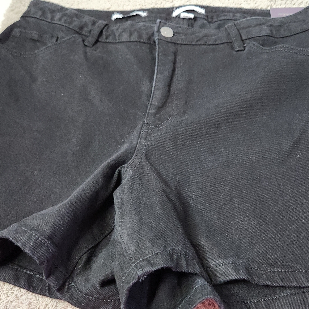 Women's 5" High-Rise Jean Shorts - Ava & Viv Black Wash 20 - Picture 2 of 14